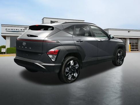 Used 2025 Hyundai Kona SEL AWD/4WD image 5