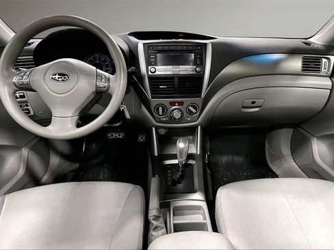 Used 2010 Subaru Forester 2.5XT Premium image 8