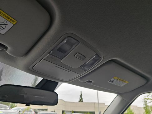 Used 2023 Kia Soul LX w/ LX Technology Package FWD image 30