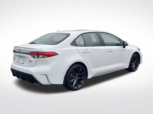 Used 2026 Toyota Corolla SE FWD image 7