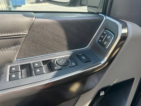 New 2026 Ford F250 Platinum w/ Platinum Plus Package AWD/4WD image 13