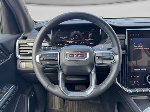 Used 2024 GMC Acadia Elevation w/ Luxury Package AWD/4WD image 14