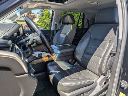 Used 2020 GMC Yukon Denali w/ Denali Ultimate Package AWD/4WD image 29