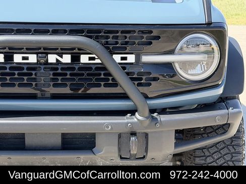 Used 2021 Ford Bronco First Edition AWD/4WD image 4