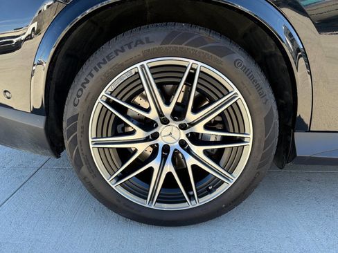 Used 2025 Mercedes-Benz GLC 43 AMG 4MATIC image 11