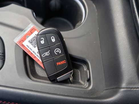 Used 2023 Dodge Durango GT image 29