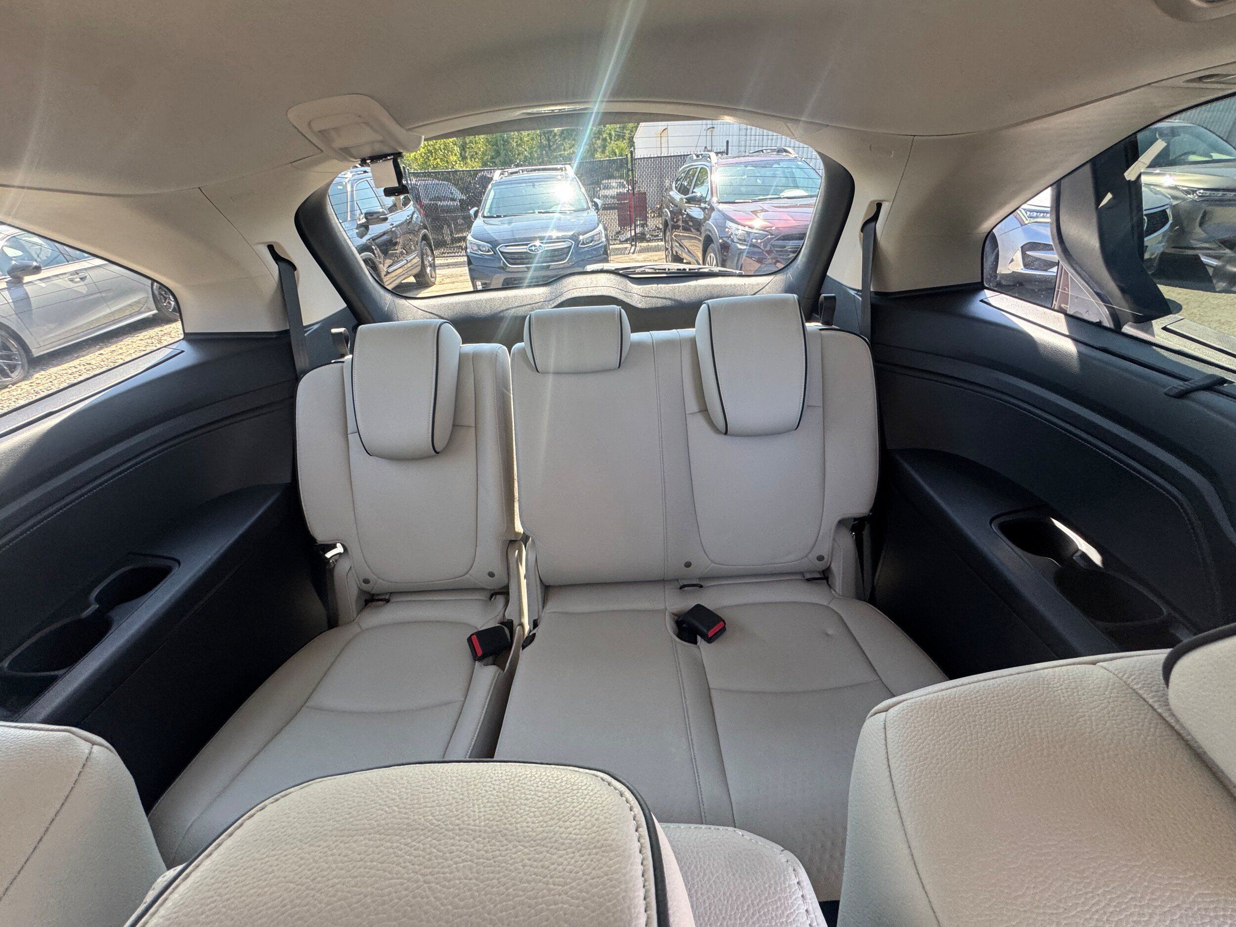 Used 2025 Honda Odyssey Touring image 14