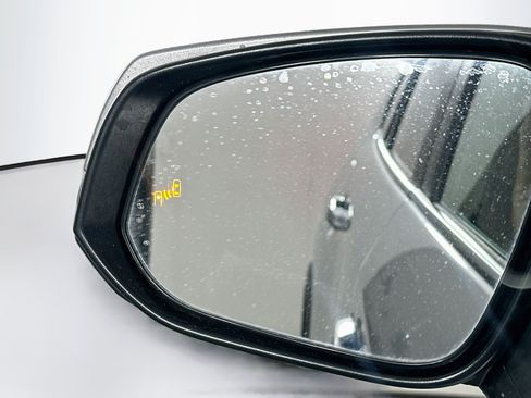 Used 2025 Toyota RAV4 XLE AWD/4WD image 16