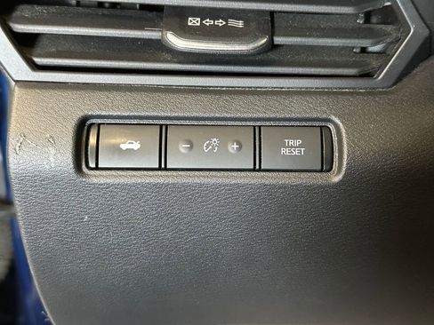 Used 2019 Nissan Altima 2.5 SR w/ SR Premium Package image 18