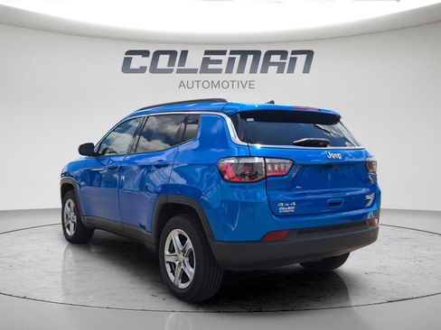 Used 2024 Jeep Compass Latitude AWD/4WD image 40