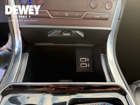 Used 2020 Ford Edge Titanium w/ Equipment Group 301A AWD/4WD image 22