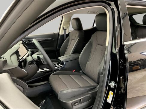 Used 2023 Buick Envision Preferred AWD/4WD image 21