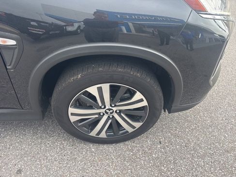 Used 2025 Mitsubishi Outlander Sport ES image 9