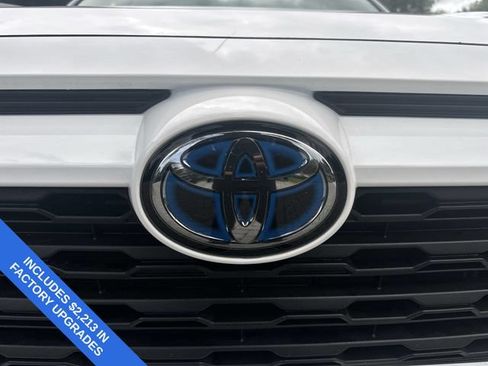 Used 2023 Toyota RAV4 XLE w/ Convenience Package AWD/4WD image 10