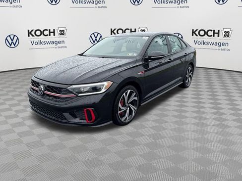 Used 2022 Volkswagen Jetta GLI Autobahn FWD image 3
