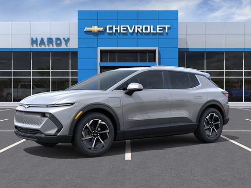 New 2026 Chevrolet Equinox EV LT FWD image 2