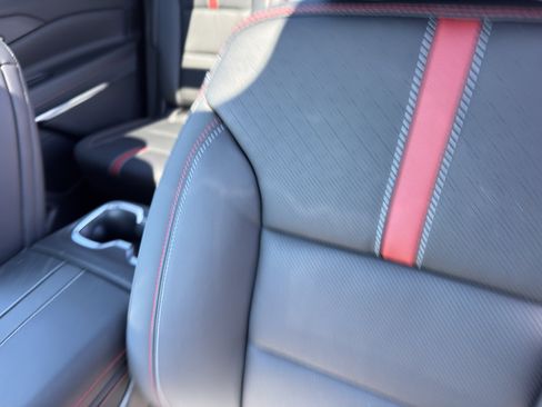 New 2026 Chevrolet Traverse RS image 24