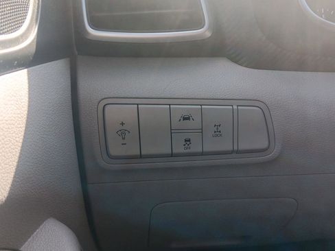 Used 2019 Hyundai Tucson SE image 21