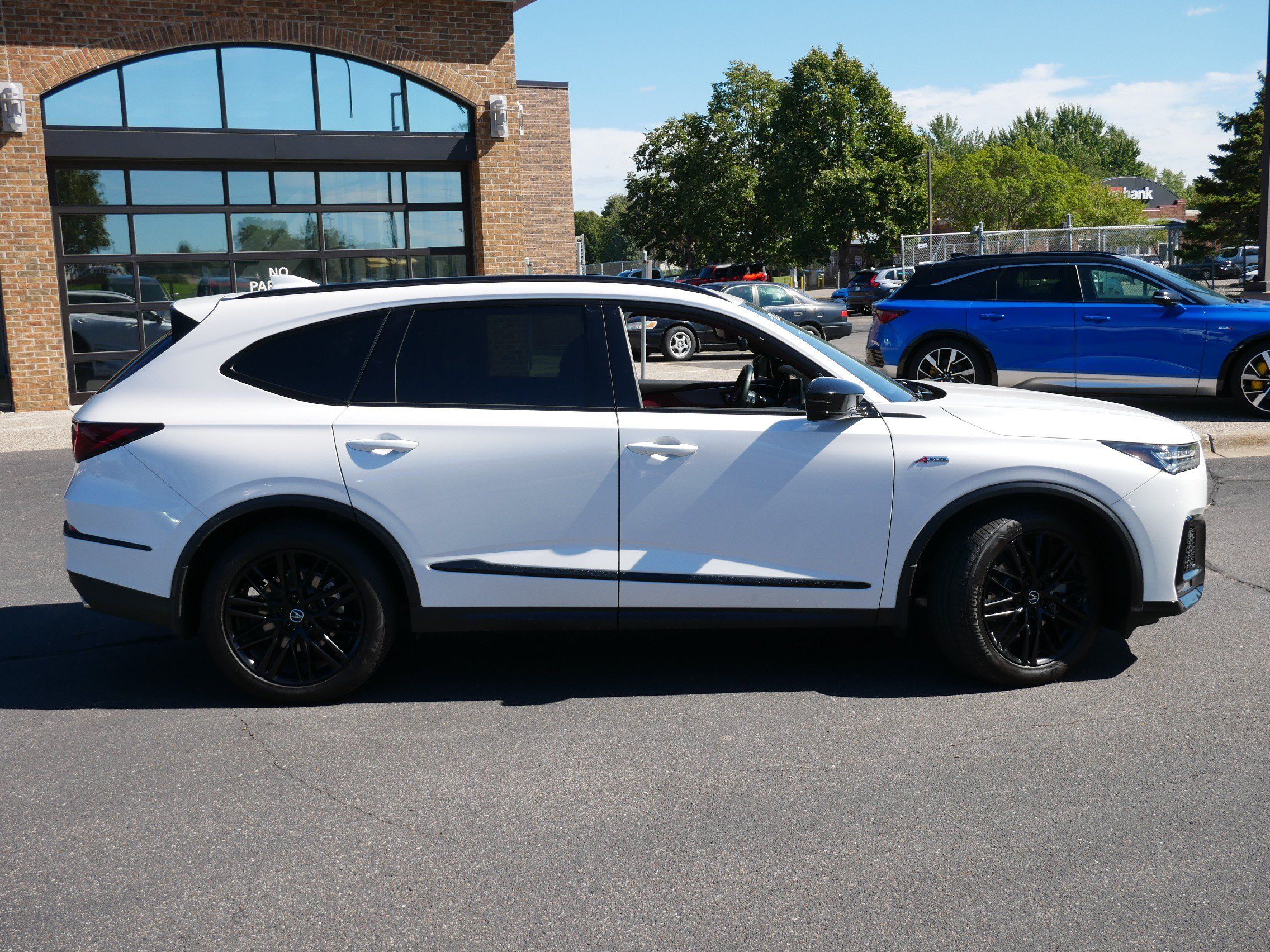 Certified 2026 Acura MDX A-Spec w/ Advance Package AWD/4WD image 2