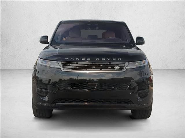 Used 2023 Land Rover Range Rover Sport SE AWD/4WD image 2