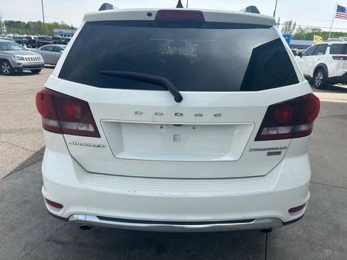 Used 2019 Dodge Journey Crossroad FWD image 6