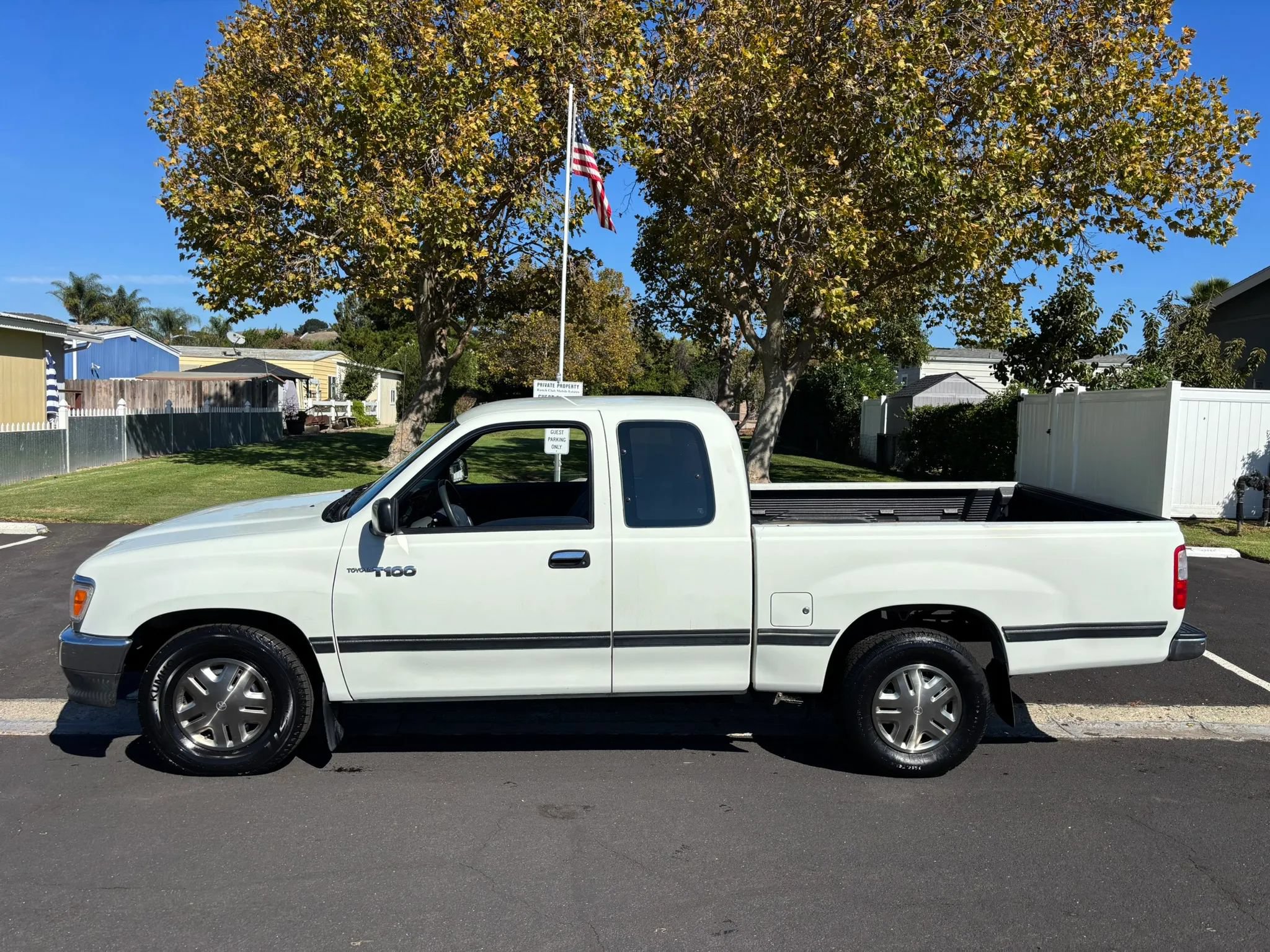 Used 1995 Toyota T100 DX RWD image 1