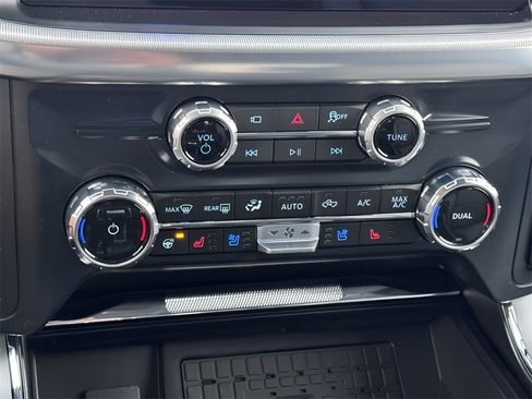 New 2025 Ford F150 Lariat w/ Equipment Group 501A Mid image 22