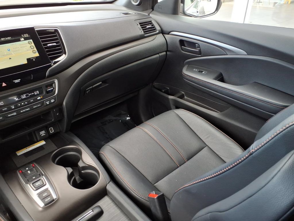 Used 2022 Honda Pilot TrailSport image 21