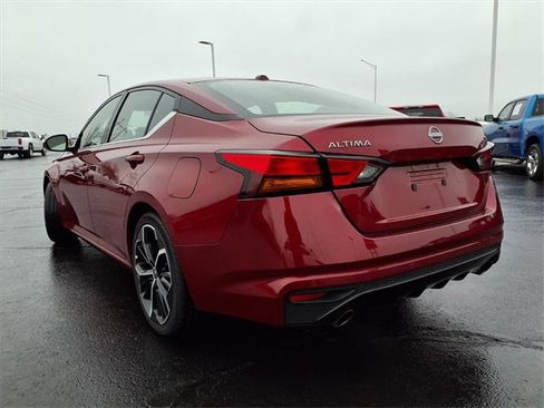 Used 2023 Nissan Altima 2.5 SR image 27
