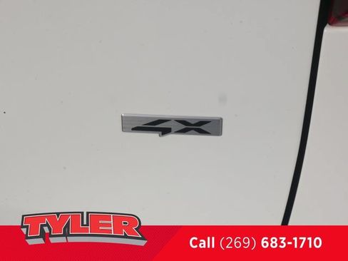 Used 2025 Kia Seltos S AWD/4WD image 14