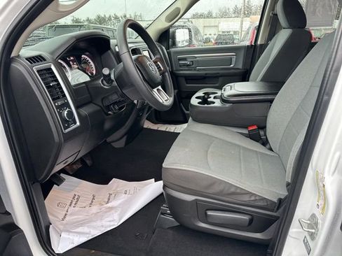 Used 2024 RAM 1500 Classic SLT AWD/4WD image 14