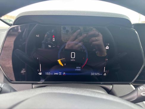 Used 2025 Chevrolet TrailBlazer LT image 14