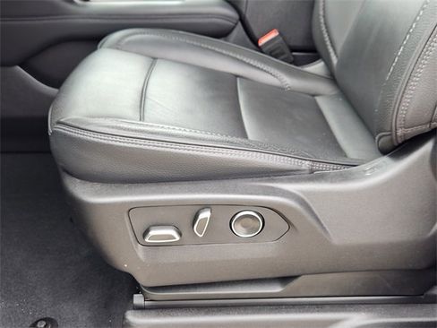 Certified 2025 GMC Yukon Denali image 20