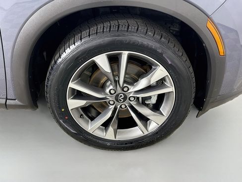 Used 2023 INFINITI QX60 Luxe AWD/4WD image 32