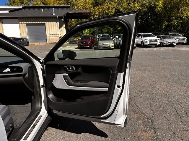 Used 2024 Polestar Polestar 2 AWD/4WD image 13