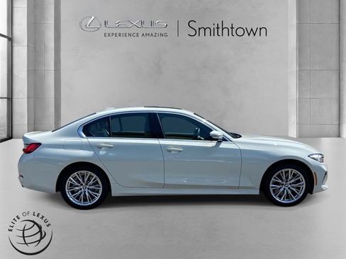Used 2024 BMW 330i xDrive Sedan w/ Convenience Package AWD/4WD image 4