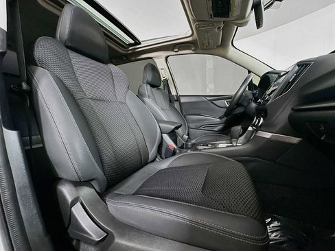 Used 2019 Subaru Forester Premium image 26
