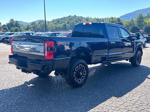 Used 2023 Ford F250 Platinum AWD/4WD image 8