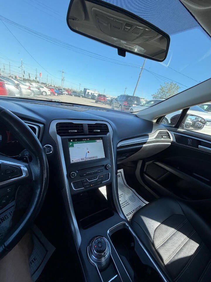 Used 2017 Ford Fusion SE w/ Equipment Group 201A FWD image 55