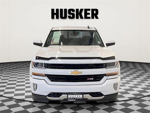 Used 2018 Chevrolet Silverado 1500 LT w/ All Star Edition image 3