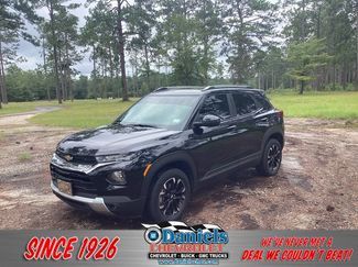 Used 2021 Chevrolet TrailBlazer LT image 1