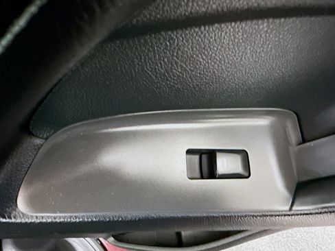 Used 2017 Kia Forte LX FWD image 29
