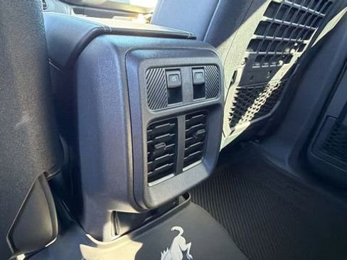 New 2025 Ford Bronco Badlands image 17