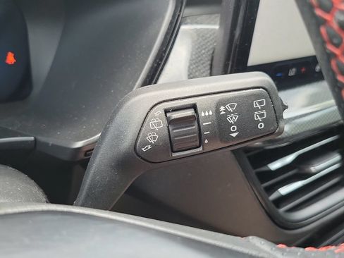 Used 2023 Ford Escape ST-Line Elite w/ Premium Technology Package AWD/4WD image 15