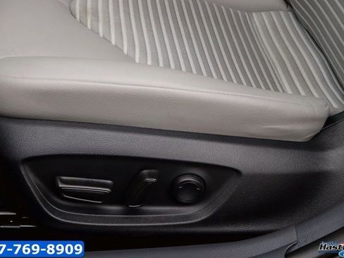 Used 2024 Toyota Camry SE w/ Convenience Package image 14