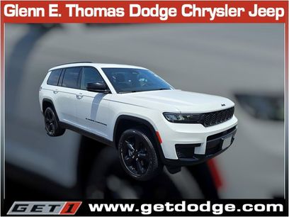 Used 2023 Jeep Grand Cherokee L Laredo