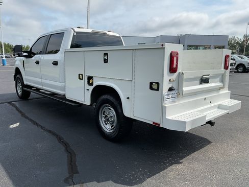 Used 2022 Ford F350 XL w/ Power Equipment Group AWD/4WD image 5