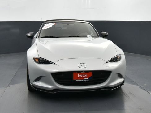 Used 2019 MAZDA MX-5 Miata Club image 4