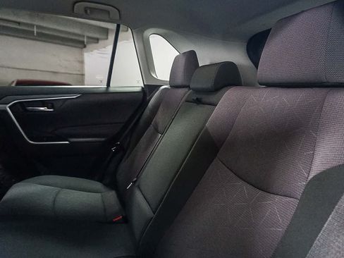 Certified 2024 Toyota RAV4 XLE FWD image 20