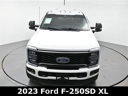 Used 2023 Ford F250 XL w/ STX Appearance Package image 27